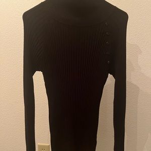 Stretchy ribbed black turtleneck